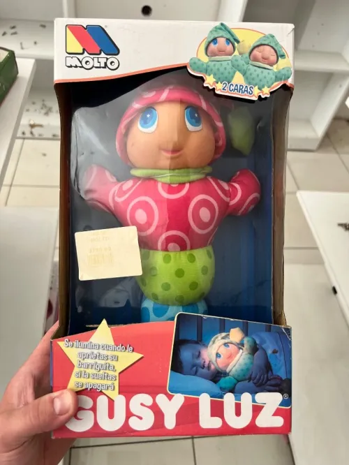 Un lot de jouets européen
