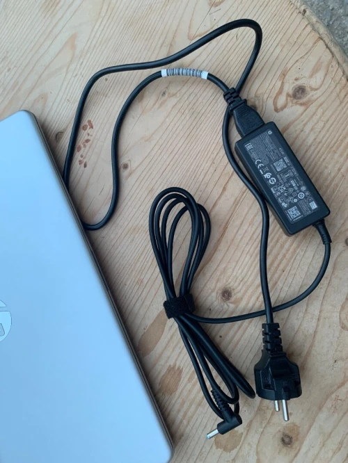 HP Laptop 15s