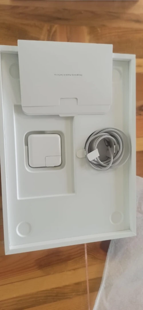 MacBook Air M3 2024 16/256