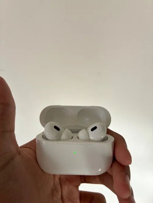 Air pods pro 2 original +cable type c 