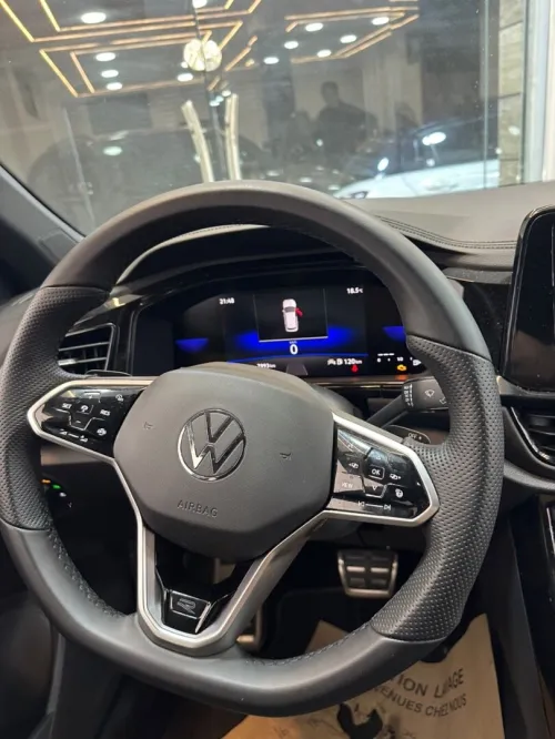 Volkswagen T-Roc 2024 R-Line 