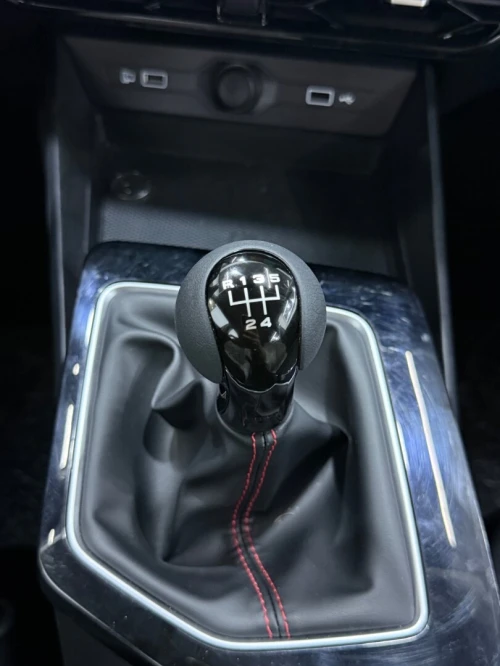 MG MG5 2026 