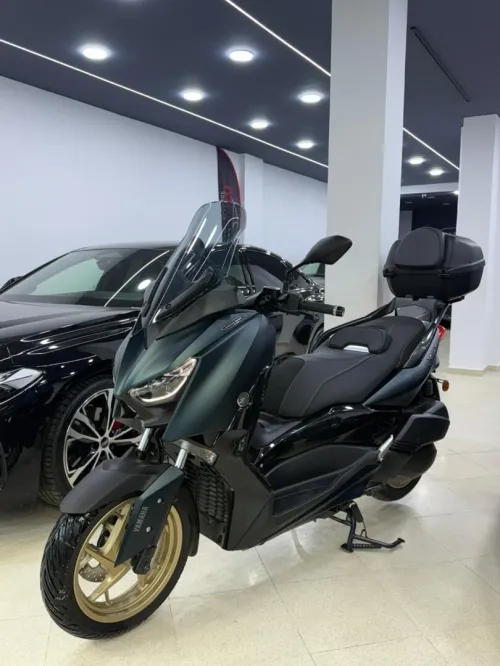 Yamaha Xmax 2023