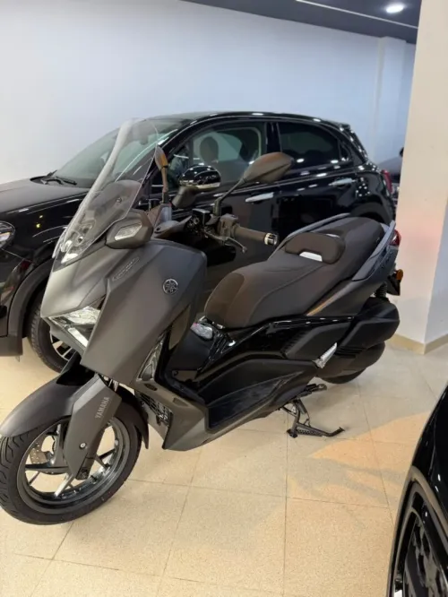 Yamaha Xmax 300 tech max + 2026