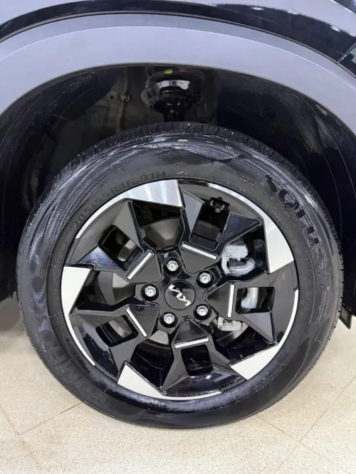 Kia Sonet  2025 Luxury