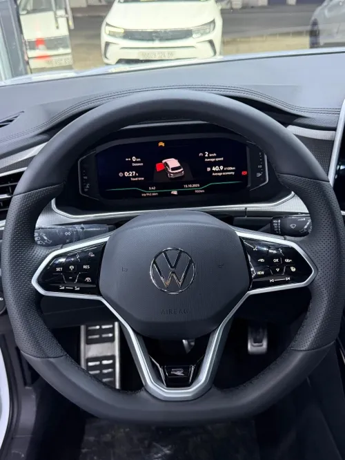 Volkswagen T-Roc 2025 R-Line 