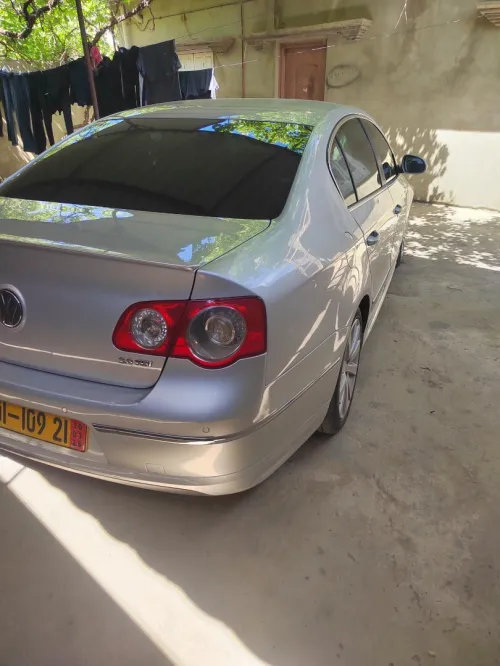 Volkswagen Passat 2009 R line