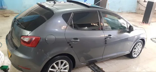 Seat Ibiza 2012 Fully +Toit ouvrant