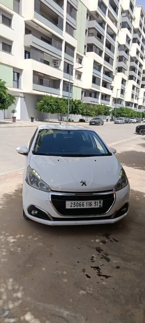 Peugeot 208 2016 