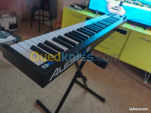 Clavier MIDI - Alesis V61