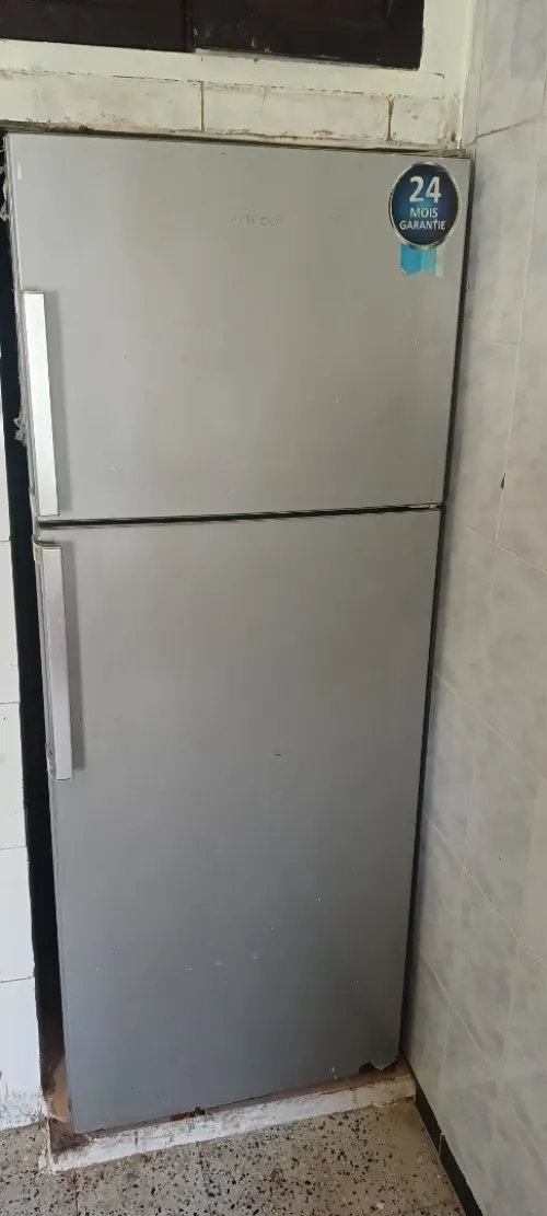 ثلاجة