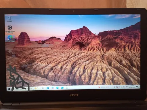 Aspire v5 561 acer i3 4em 1Tb hdd 15,6"