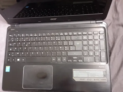 Aspire v5 561 acer i3 4em 1Tb hdd 15,6"