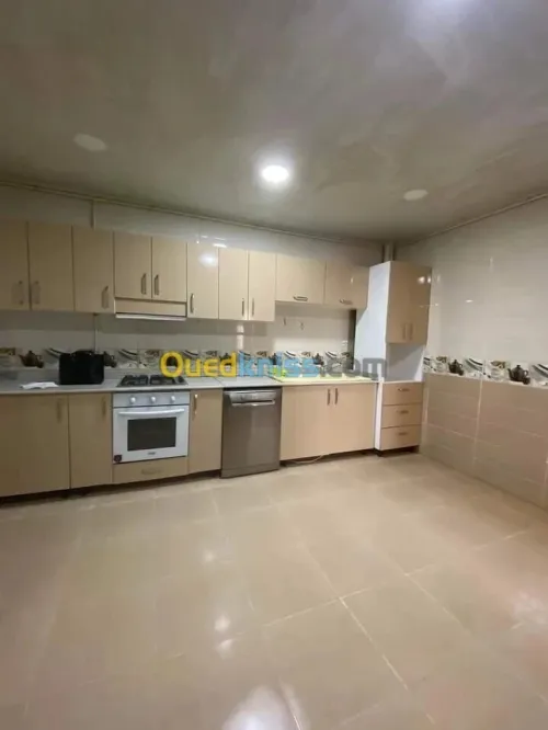 Location Appartement F5 Alger Reghaia