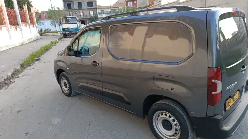 Fiat Doblo 2023 Italie