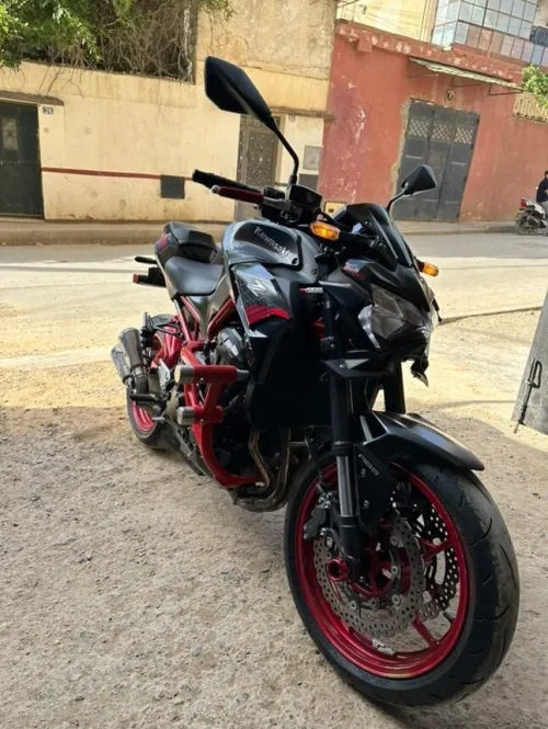 Kawasaki Z900 2021