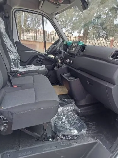 Renault Master 2 PANNEAUX 2025