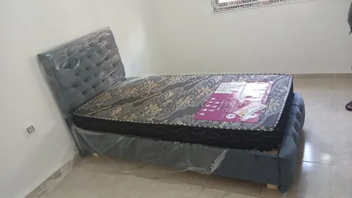 تخفيضات  سرير خشب احمر كوفري من ورشتنا