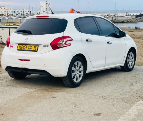 Peugeot 208 2014 Access