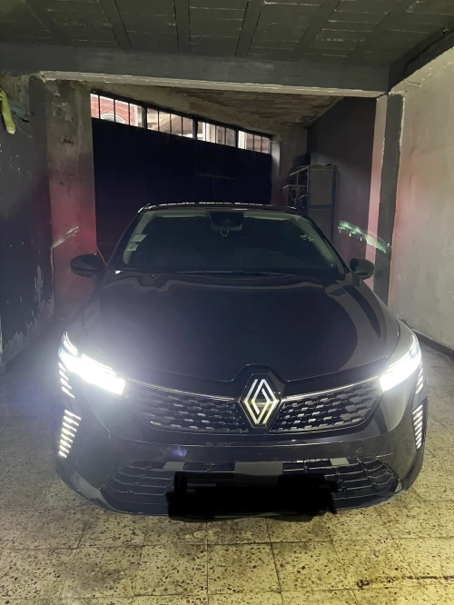 Renault Clio 5  2023 E tech hybride