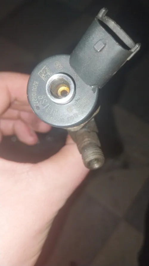 Injecteur 1.9 Dci d'origine