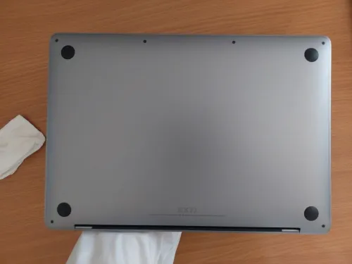 À VENDRE MacBook Pro 13 Early 2020 | Intel Core i5