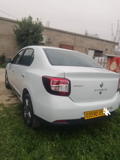 Renault Symbol 2015 Collection