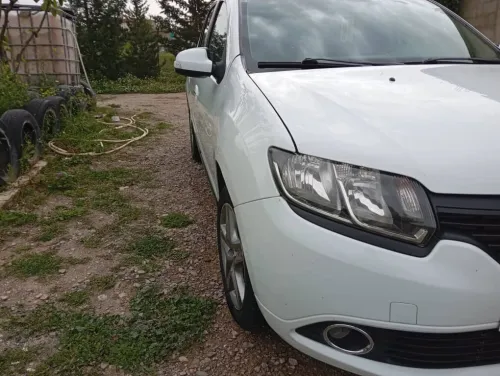Renault Symbol 2015 Collection