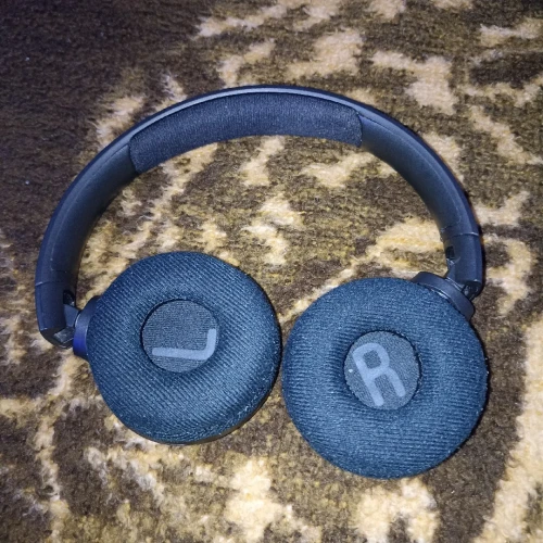 JBL TUNE560BT