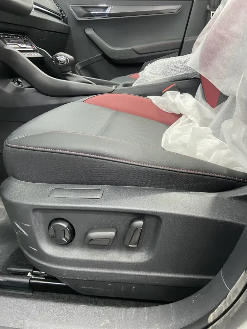 Skoda Karoq 2025 Full options