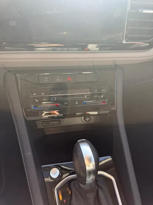 Volkswagen Jetta 2025 Full options