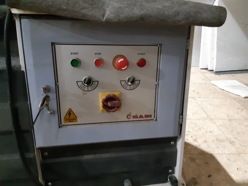 Poinçonneuse hydraulique