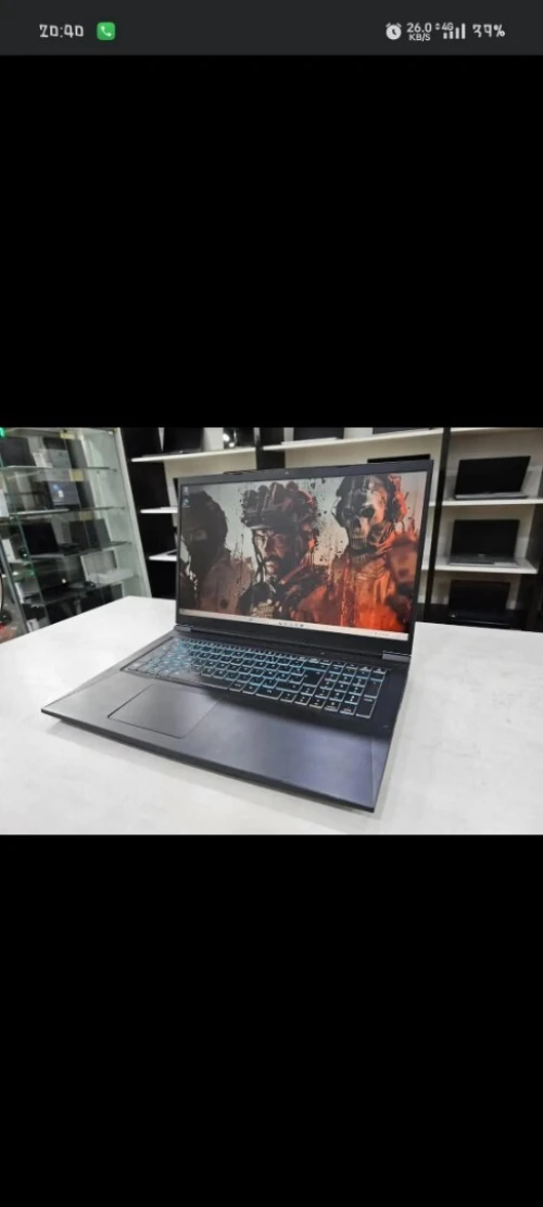 PC Gamer XMG CORE 17