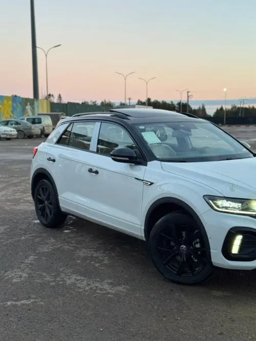 Volkswagen T-Roc 2025 R-Line 