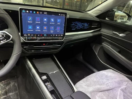 Volkswagen Passat 2025 Pro