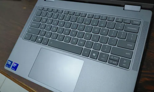 Lenovo Yoga 7 OLED Tactile / Core Ultra 7 / 16Go / 1To / Batterie 5 cycles