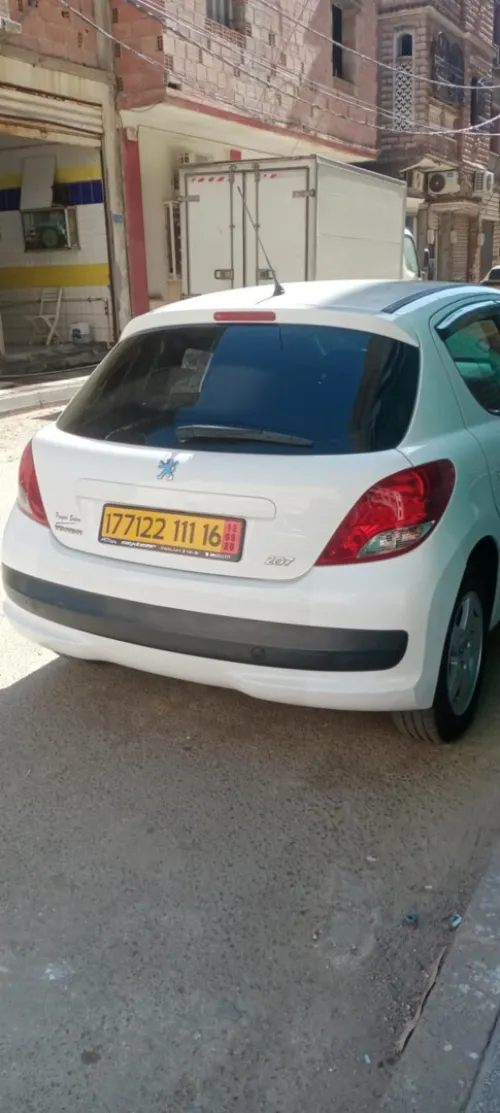 Peugeot 207 2011 