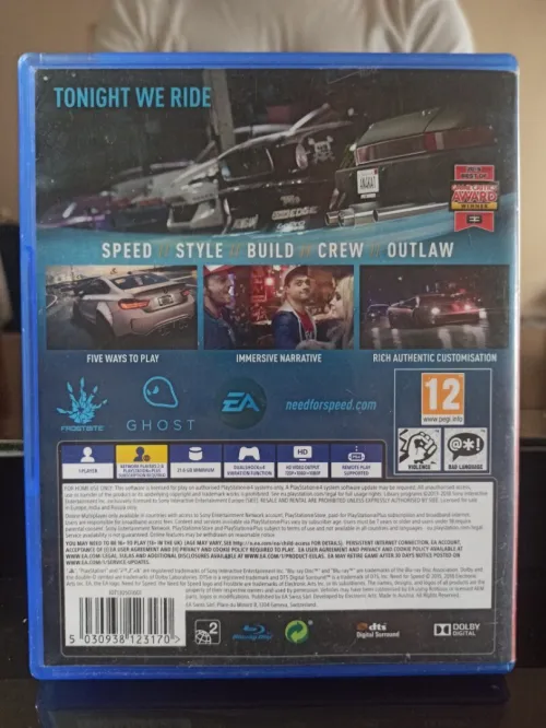UN PACK DE 8 JEUX PS4 OCCASION -PRIX CHOC