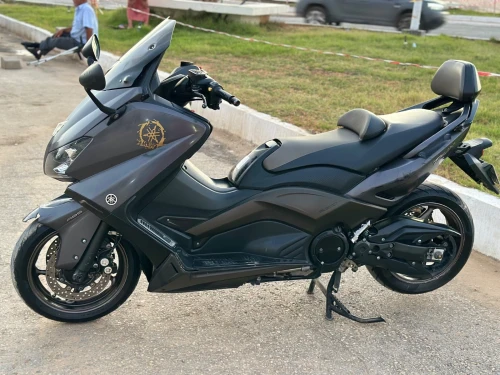 Tmax 530 2011