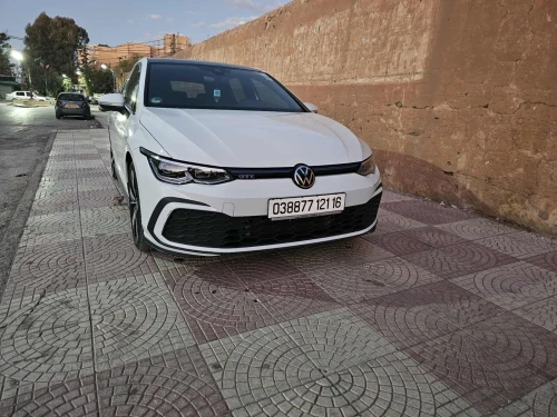 Volkswagen Golf 8 2021 GTE