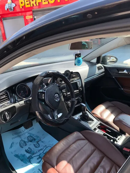 Volkswagen Golf 7 2013 Bleue montions carat plus
