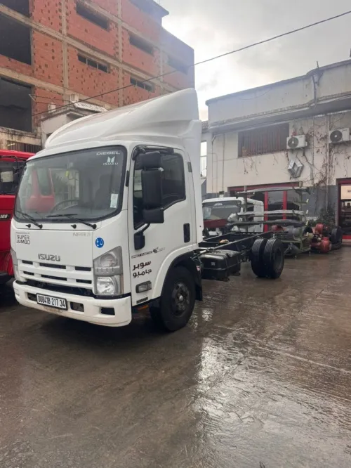 Isuzu Super jumbo 2017