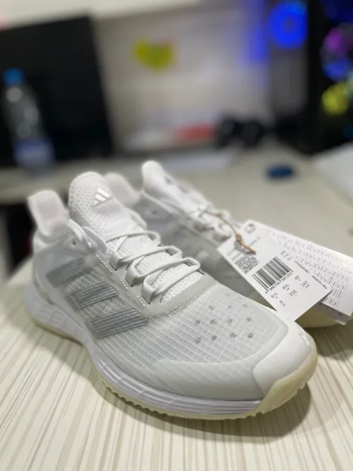 Adidas adizero ubersonic 4.1