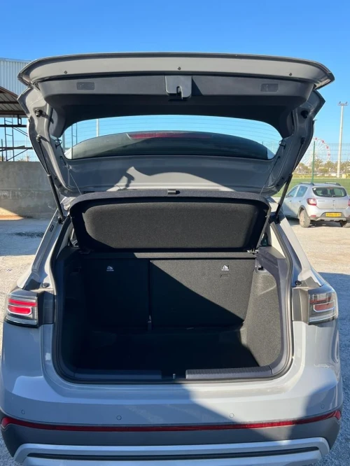 Volkswagen Tharu 2026 Xr