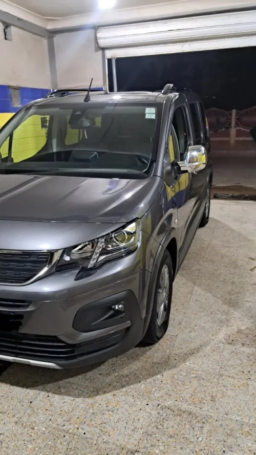 Peugeot Rifter 2022 