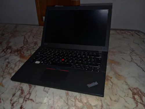 Laptop LENOVO ThinkPad x260