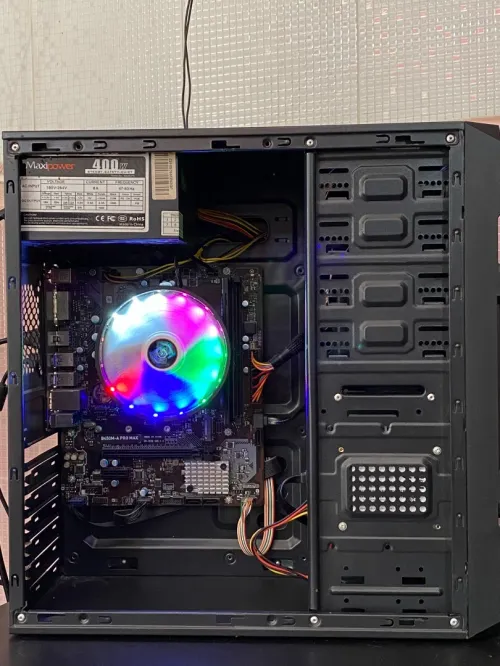 PC GAMER RYZEN 5 5600G UPGARDE