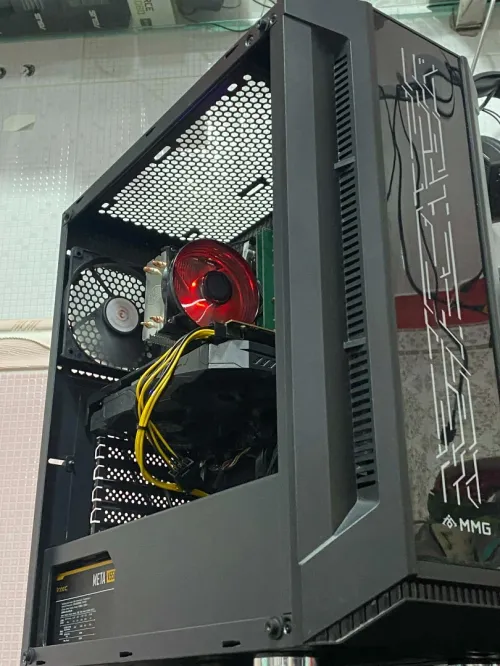PC GAMER AFFAIRE RX580 8GB