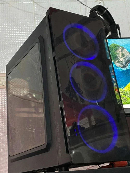 PC GAMER RYZEN 5 VEGA 7