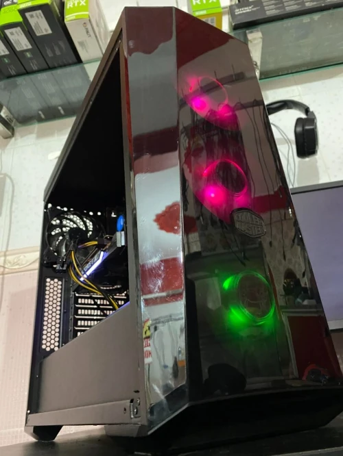 PC GAMER I5 9TH GTX 1660 TI !